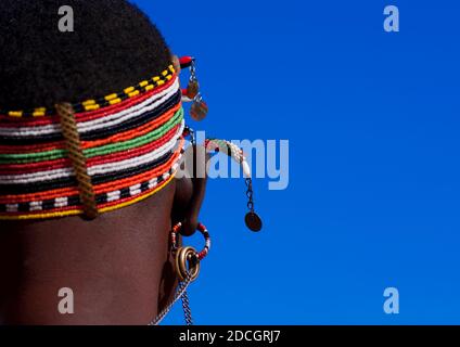 Samburu tribù donna con una testa con perline, Samburu County, Maralal, Kenya Foto Stock