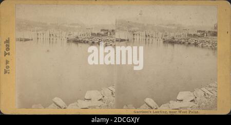 Garrison's Landing, vicino a West Point., ca. 1855-ca. 1930, Piers & Wharves, Wood, New York (state), Hudson River Valley (N. Y. E N.J.), Garrison (N. Y Foto Stock