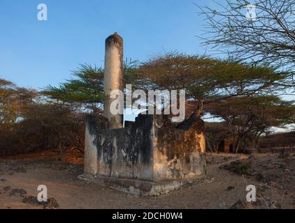 Tomba musulmana nelle rovine di Takwa, contea di Lamu, isola di Manda, Kenya Foto Stock