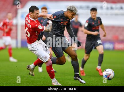 BARNSLEY, INGHILTERRA. 21 NOVEMBRE durante la partita del campionato Sky Bet tra Barnsley e Nottingham Forest a Oakwell, Barnsley, sabato 21 novembre 2020. (Credit: Jon Hobley | MI News) Credit: MI News & Sport /Alamy Live News Foto Stock