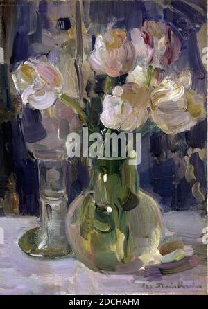 Pittura, Floris Verster, 1923, Signature anteriore, in basso a destra: '23 Floris Verster, tela, dipinto ad olio, dipinto, Carrier: 34.5 × 24 × 2cm 345 × 240 × 20mm, con cornice: 50 × 40 × 4cm 500 × 400 × 40mm , fiore, natura morta, vita morta con tulipani. In un vaso di vetro, rotondo sul fondo con un collo stretto, ci sono un certo numero di tulipani lilla leggeri. A sinistra dietro il vaso si trova un bicchiere. Il vaso e il vetro sono posti su uno sfondo chiaro e sono raffigurati su uno sfondo leggermente scuro. Firmato sulla destra. Il dipinto è realizzato in una cornice in legno color oro con bordo interno verniciato bianco, 1961 Foto Stock