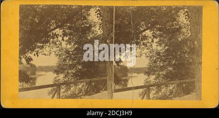 Lungo il fiume da [Elm Street], Skowhegan, Me., Still Image, Stereographs, 1850 - 1930, S.S. Vose & Co Foto Stock