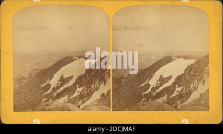 Perpetual Snow, cima del picco di Pike, 14,336 piedi sopra il livello del mare., immagine fissa, Stereographs, 1850 - 1930, Gurnsey, B. H. (Byron H.) (1833-1880 Foto Stock