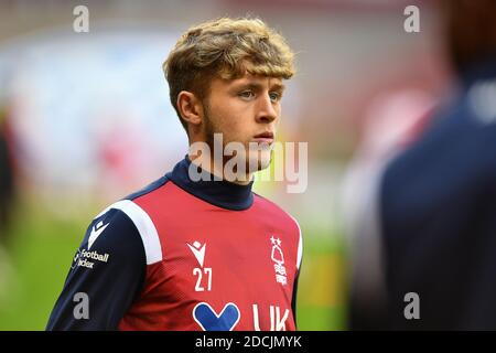 BARNSLEY, INGHILTERRA. 21 NOVEMBRE. Will Swan of Nottingham Forest durante la partita del campionato Sky Bet tra Barnsley e Nottingham Forest a Oakwell, Barnsley sabato 21 novembre 2020. (Credit: Jon Hobley | MI News) Credit: MI News & Sport /Alamy Live News Foto Stock