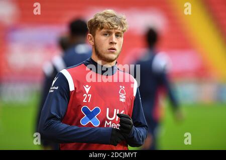 BARNSLEY, INGHILTERRA. 21 NOVEMBRE. Will Swan of Nottingham Forest durante la partita del campionato Sky Bet tra Barnsley e Nottingham Forest a Oakwell, Barnsley sabato 21 novembre 2020. (Credit: Jon Hobley | MI News) Credit: MI News & Sport /Alamy Live News Foto Stock