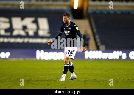 The Den, Bermondsey, Londra, Regno Unito. 21 Nov 2020. Campionato inglese di calcio, Millwall Football Club contro Cardiff City; Troy Parrott of Millwall Credit: Action Plus Sports/Alamy Live News Foto Stock