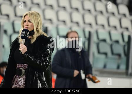 Giornalista televisivo italiano di DAZN Diletta Leotta durante la serie Una partita di calcio tra Juventus FC e Cagliari Calcio a. Allianz Stadium a novembre Foto Stock