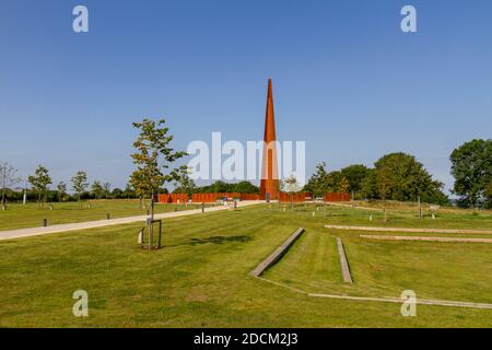 The spire Memorial, International Bomber Command Center, Lincoln, Lincolnshire, Regno Unito. Foto Stock