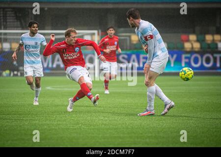 Silkeborg, Danimarca. 21 novembre 2020. Anders Klynge (21) di Silkeborg SE visto durante la partita di 1. Divisione tra Silkeborg IF e FC Helsingor al Jysk Park di Silkeborg. (Foto: Gonzales Photo - Morten Kjaer). Foto Stock