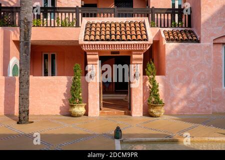 Dettagli architettonici a Villa Maroc, un resort di lusso a Khao Kalok spiaggia a sud di Hua Hin in Prachuap Khiri Khan Provincia di Thailandia Foto Stock