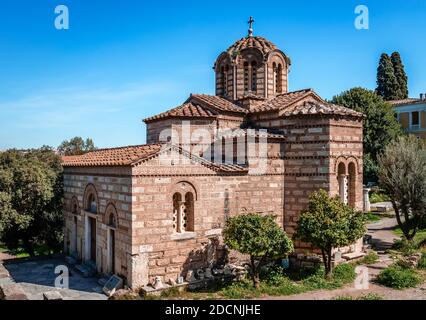 La Chiesa dei Santi Apostoli (alias Santi Apostoli di Solaki), situata nell'antica Agora di Atene, in Grecia e datata intorno alla fine del X secolo. Foto Stock