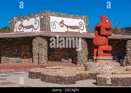 Scultura 'Suplicante' o 'Supplicator', Museo de la Pachamama, Amaichá del Valle, Provincia Tucamán, Argentina Nord-Ovest, America Latina Foto Stock
