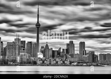 Immagine in bianco e nero dello skyline di Toronto. Toronto, Ontario, Canada Foto Stock