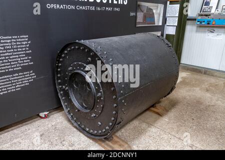 Una miniera di mantenimento, utilizzata in operazione Chastise (Dambusters raid) il 16/17 maggio 1943, Lincolnshire Aviation Heritage Museum, East Kirkby, Lincs, Regno Unito Foto Stock