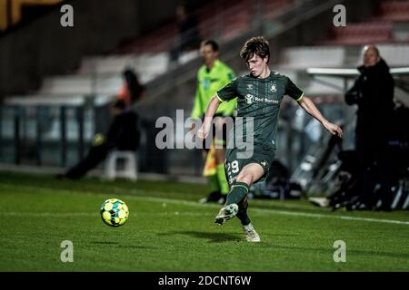 Vejle, Danimarca. 22 novembre 2020. Peter Bjur (29) di Brondby SE visto durante la partita 3F Superliga tra Vejle Boldklub e Brondby IF a Vejle Stadion a Vejle. (Photo Credit: Gonzales Photo/Alamy Live News Foto Stock