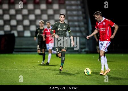 Vejle, Danimarca. 22 novembre 2020. Andrija Pavlovic (9) di Brondby SE visto durante la partita 3F Superliga tra Vejle Boldklub e Brondby IF a Vejle Stadion a Vejle. (Photo Credit: Gonzales Photo/Alamy Live News Foto Stock