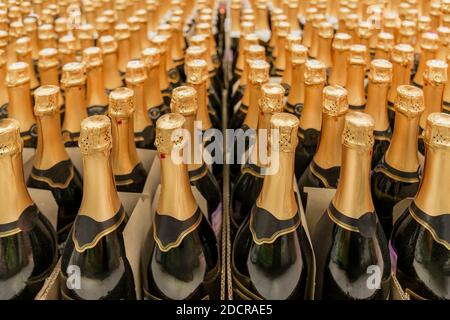 Tappo di una bottiglia di champagne Foto stock - Alamy