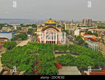 Vista aerea su Amazon Theatre, Opera House, Manaus, Brasile Foto Stock