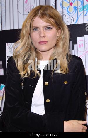 Emma Greenwell partecipa al Manifesto Sonia Rykiel, festa per il 50° anniversario presso il Boulevard Saint-Germain Flagship Store di Parigi, Francia, il 16 gennaio 2018. Foto di Aurore Marechal/ABACAPRESS.COM Foto Stock