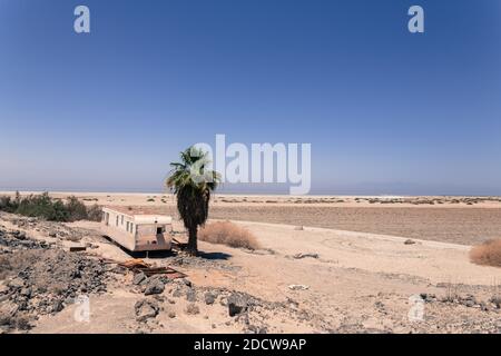 NESSUN WEB/NESSUNA APP - ESCLUSIVA. (Testo disponibile) Red Hill Marina al Salton Sea in California, USA nel 2017. Il mare artificiale di Salton è il lago più grande della California. Situato nella contea imperiale a circa 240 km a sud di Los Angeles, il lago si sta asciugando rapidamente, minacciando il destino di pesci, specie di uccelli migratori e anche la salute pubblica, come playa esposto creerà ciotole di polvere, danneggiando un'area conosciuta per alti tassi di asma e alto livello di inquinamento atmosferico. Foto di Olivier Hertel/ABACAPRESS.COM Foto Stock