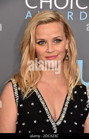 Reese Witherspoon partecipa al 23° Premio annuale Critics' Choice al Barker Hangar il 11 gennaio 2018 a Santa Monica, Los Angeles, CA, USA. Foto di Lionel Hahn/ABACAPRESS.COM Foto Stock