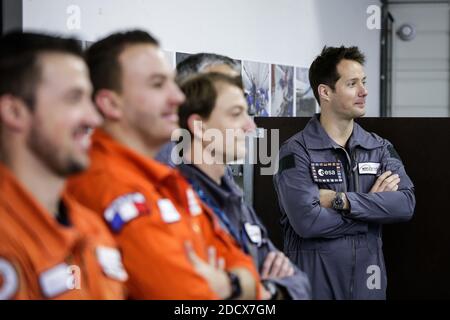 Thomas Pesquet durante il briefing prima del primo volo. L'astronauta Thomas Pesquet sarà presto parte dei piloti con voli parabolici a bordo dell'A310 Zero-G della società Novespace. Questi voli, effettuati dal team di Novespace, consentono agli scienziati, ma anche al pubblico in generale, di sperimentare l'assenza di peso. A Merignac, Francia il 16 febbraio 2018. Foto di Thibaud Moritz/ABACAPRESS.COM Foto Stock