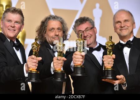 Gli artisti di effetti visivi Richard R. Hoover, Paul Lambert, Gerd Nefzer e John Nelson, vincitori del premio Best Visual Effects per ''Blade Runner 2049' nella sala stampa del 90° Academy Awards tenutosi presso il Dolby Theatre di Hollywood, Los Angeles, CA, USA il 4 marzo, 2018. Foto di Lionel Hahn/ABACAPRESS.COM Foto Stock