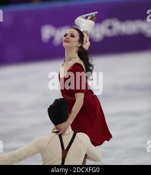 Anna Cappellini e Luca Lanotte (ITA) si esibiscono nell'evento di danza libera sul pattinaggio di figura durante i Giochi Olimpici invernali di Pyeongchang 2018 presso la Gangneung Ice Arena. PyeongChang, Corea del Sud, 20 febbraio 2018. Foto di Giuliano Bevilacqua/ABACAPRESS.COM Foto Stock