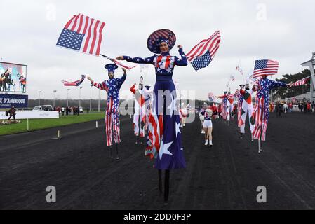 Sfilata prima del Gran Premio d'Amerique corsa di cavalli al Vincennes Hippodrome de Vincennes, vicino a Parigi, Francia. Foto di Alain Apaydin/ABACAPRESS.COM Foto Stock