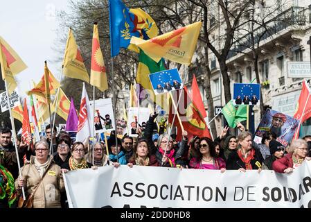 Diverse centinaia di curdi e simpatizzanti si sono riuniti per dimostrare il loro sostegno alla città di Africin bombardata dall'esercito turco. Parigi, Francia, 24 marzo 2018. Foto di Samuel Boivin / ABACAPRESS.COM Foto Stock