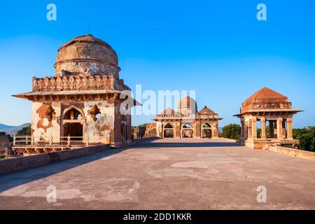 Rovine reale enclave nella città antica di Mandu nello stato indiano di Madhya Pradesh Foto Stock