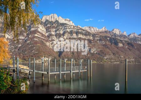 Lago di Walen, Glarona, Svizzera, Europa Foto Stock
