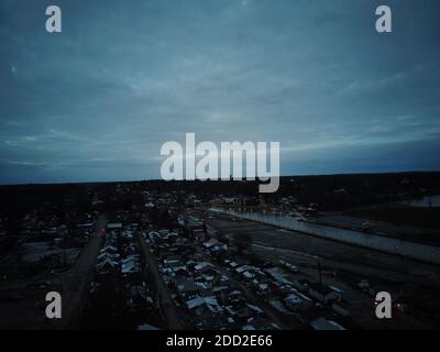 Vista aerea della città di Port Stanley Ontario durante una notte invernale. Foto di alta qualità Foto Stock