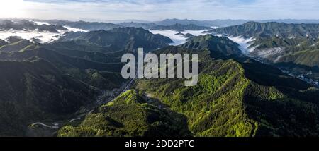 Ad ovest di henan funiu al mattino Foto Stock