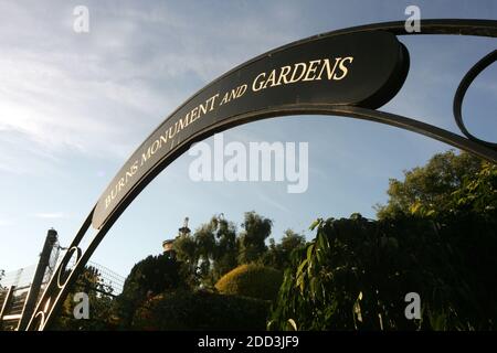 Burns Monument & Gardens, Alloway, Ayrshire, Scozia, Regno Unito, L'ingresso ai giardini di proprietà e curato dal National Trust of Scotland Foto Stock