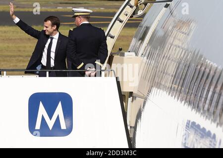 il presidente francese Emmanuel Macron si imbarca sull'aereo presidenziale a Sydney, Australia, per unirsi alla Nuova Caledonia il 3 maggio 2018. Foto di Stephane Lemouton/pool/ABACAPRESS.COM Foto Stock