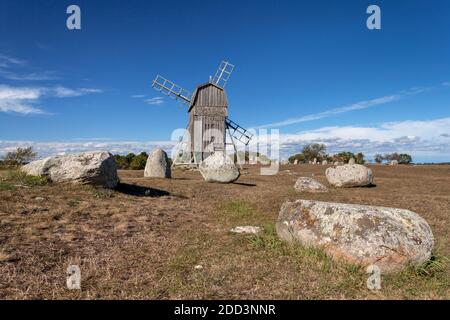 Geografia / viaggio, Svezia, calamari, Degerhamn, campo grave a Gettlinge, isola Oeland, Smaland, Sud Ovest, Additional-Rights-Clearance-Info-non-disponibile Foto Stock