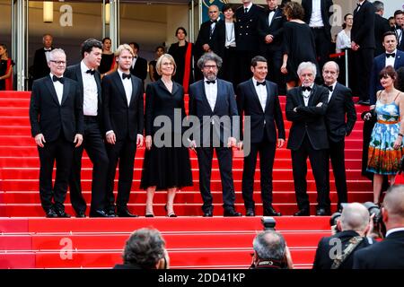 Radu Mihaileanu, ministro francese della cultura Francoise Nyssen, che partecipa alla proiezione di "Everybody Knows (Todos lo Saben)" e al gala di apertura durante il 71esimo Festival annuale del cinema di Cannes al Palais des Festivals, l'8 maggio 2018 a Cannes, Francia. Foto di David Boyer/ABACAPRESS.COM Foto Stock