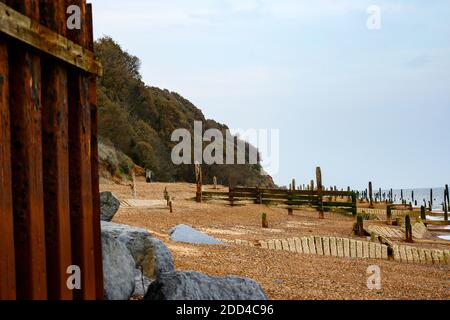 Pennelli in legno Bawdsey Ferry Suffolk REGNO UNITO Foto Stock