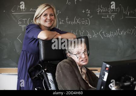 GRAN BRETAGNA /Cambridge/Stephen Hawking e sua figlia Lucy Hawking Foto Stock