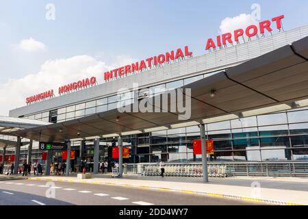 Shanghai, Cina - 26 settembre 2019: Shanghai Hongqiao International Airport Terminal 2 in Cina. Foto Stock