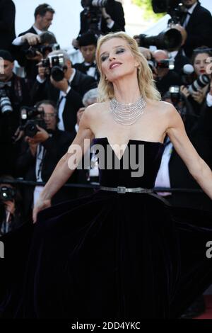 EVA Herzigova partecipa alla proiezione di 'Ash is the Purest White (Jiang Hu Er NV)' durante il 71esimo festival annuale del cinema di Cannes al Palais des Festivals il 11 maggio 2018 a Cannes, Francia Foto di David Boyer/ABACAPRESS.COM Foto Stock