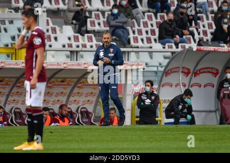 Torino, Italia. 18 ottobre 2020. Il capo allenatore di Torino Marco Giampaolo ha visto nella Serie UNA partita tra Torino e Cagliari allo Stadio Olimpico di Torino. (Foto: Gonzales Photo - Tommaso Fimiano). Foto Stock