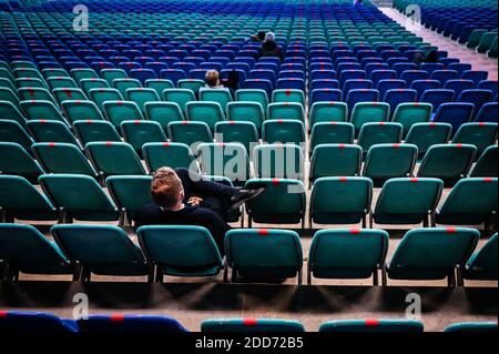 Lipsia, Germania. 14 novembre 2020. Pochi posti a sedere nello stadio centrale di Lipsia. GES/Football/UEFA Nations League: Germany - Ukraine, 11/14/2020 Calcio: UEFA Nations League: Germany vs Ukraine, Leipzig, November 14, 2020 | Usage worldwide Credit: dpa/Alamy Live News Foto Stock