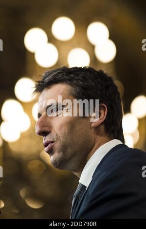 Tony Estanguet durante una cerimonia per la ' Protocole d ' Organization des Jeux Olympiques et Paralympiques 2024' presso il Municipio di Parigi il 14 giugno 2018. Foto di ELIOT BLONDT/ABACAPRESS.COM Foto Stock