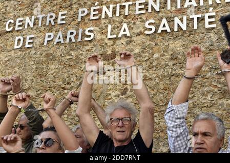 Presidente dell'associazione francese del diritto all'alloggio (DAL, Droit au Logement) Jean-Baptiste Eyraud durante una protesta contro la legge Elan (Loi Elan) per denunciare la politica immobiliare nei confronti delle persone con disabilità del governo di Édouard Philippe, a Parigi, Francia, il 1 settembre 2018. Foto di Patrick Pierrot/Avenir Pictures/ABACAPRESS.COM Foto Stock