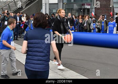 Adriana Karembeu assiste 3000 bambini a sostegno di Parigi 2024 allo Stade de France il 16 maggio 2018 a Parigi, Francia. Foto di Laurent Zabulon/ABACAPRESS.COM Foto Stock