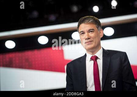 RITRATTO i politici francesi Segretario Generale del Partito Socialista Francese (PS) Olivier Faure a Saint-Cloud il 17 maggio 2018, davanti ad un dibattito politico ospitato dalla televisione francese 2. Foto di ELIOT BLONDT/ABACAPRESS.COM Foto Stock