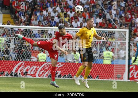 Il Belgio Toby Alderweireld combatte con Anice Badri della Tunisia durante la Coppa del mondo FIFA Russia 2018, il Belgio si trova contro la Tunisia nello Stadio Spartak, Mosca, Russia, il 23 giugno 2018. Il Belgio ha vinto 5-2. Foto di Henri Szwarc/ABACAPRESS.COM Foto Stock