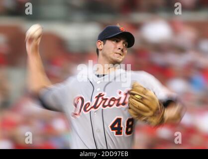 NO FILM, NO VIDEO, NO TV, NO DOCUMENTARIO - Detroit Tigers avvio lanciatore Rick Porcello piazzola contro i St. Louis Cardinals al Busch Stadium a St. Louis, MO, USA il 18 giugno 2009. Foto di Chris Lee/St. Louis Post-Dispatch/MCT/ABACAPRESS.COM Foto Stock